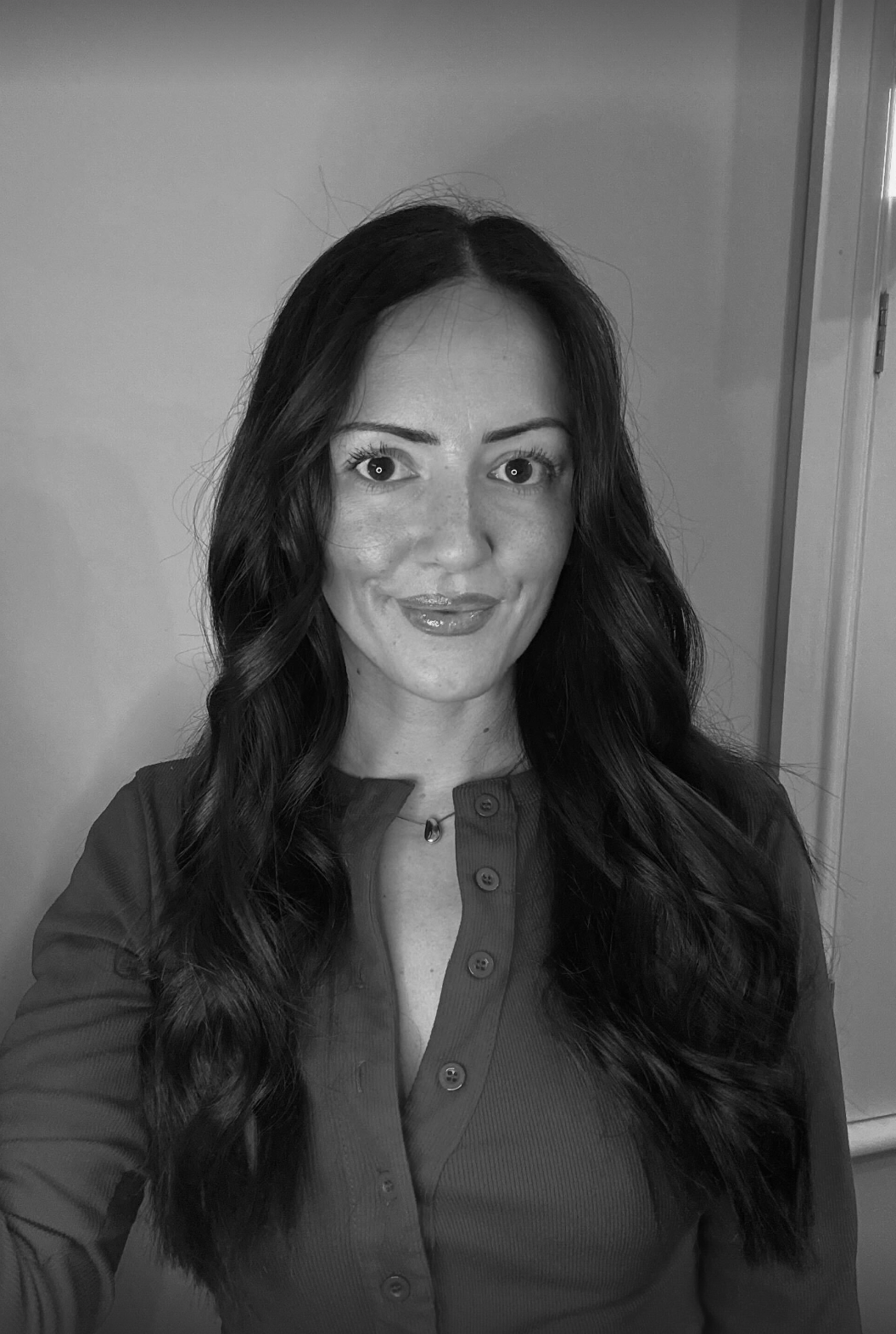 A profile photo of our team member, Hollie Jayes