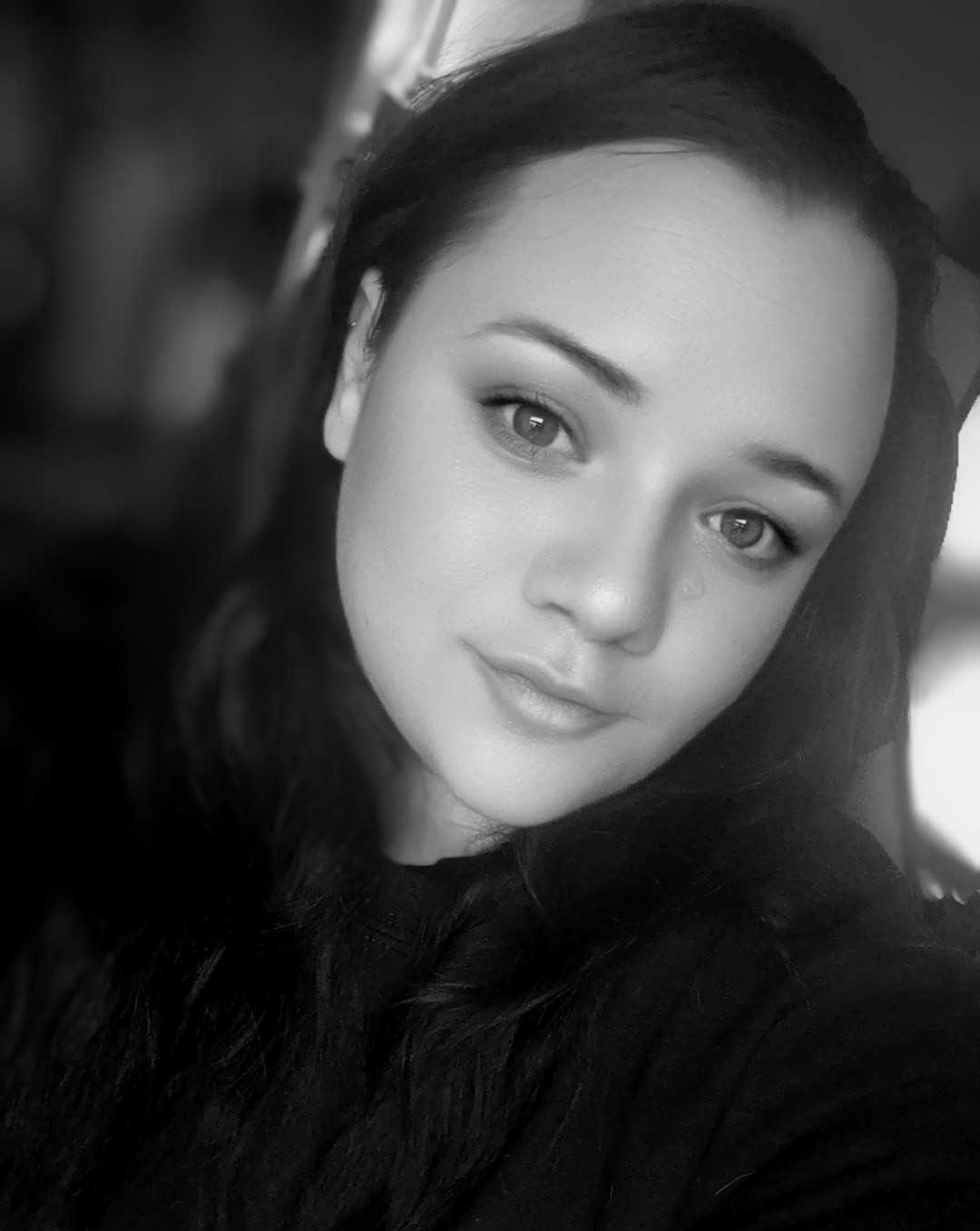 A profile photo of our team member, Kaye Simcock